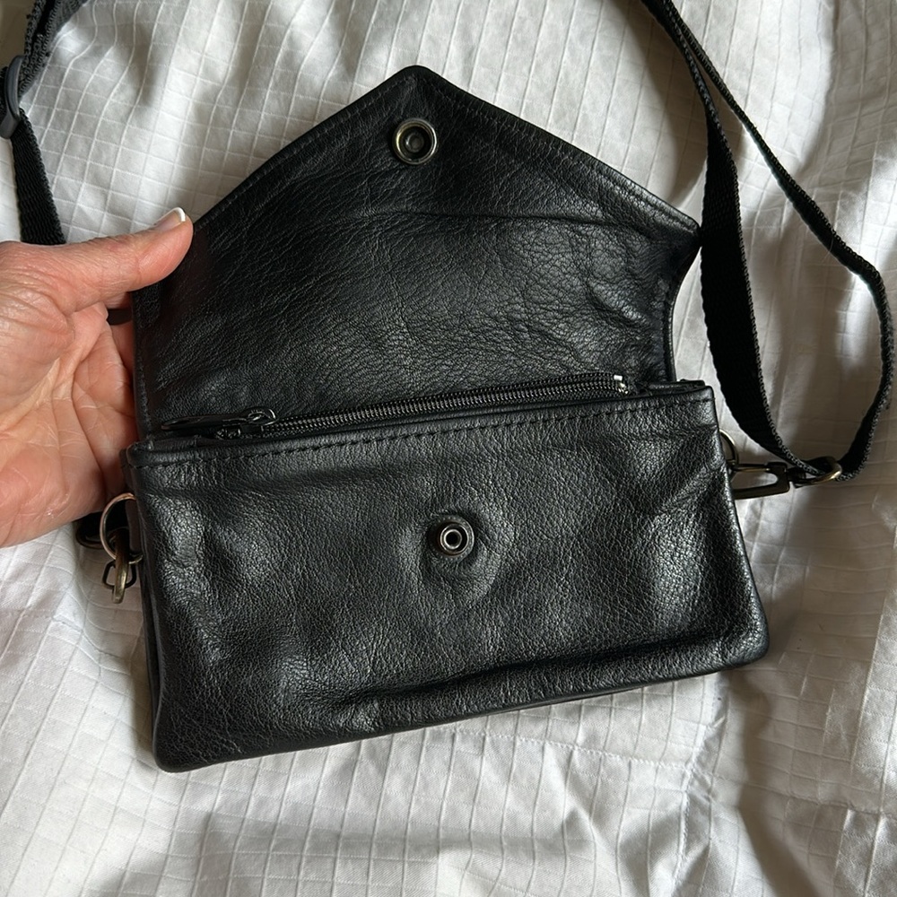Leather Bag - Picture 3 of 9